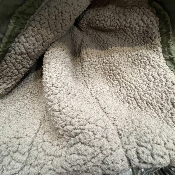 Columbia Penns Creek Women's Thermal Coil Hooded Insulated Jacket Olive Sz Small - Picture 4 of 16